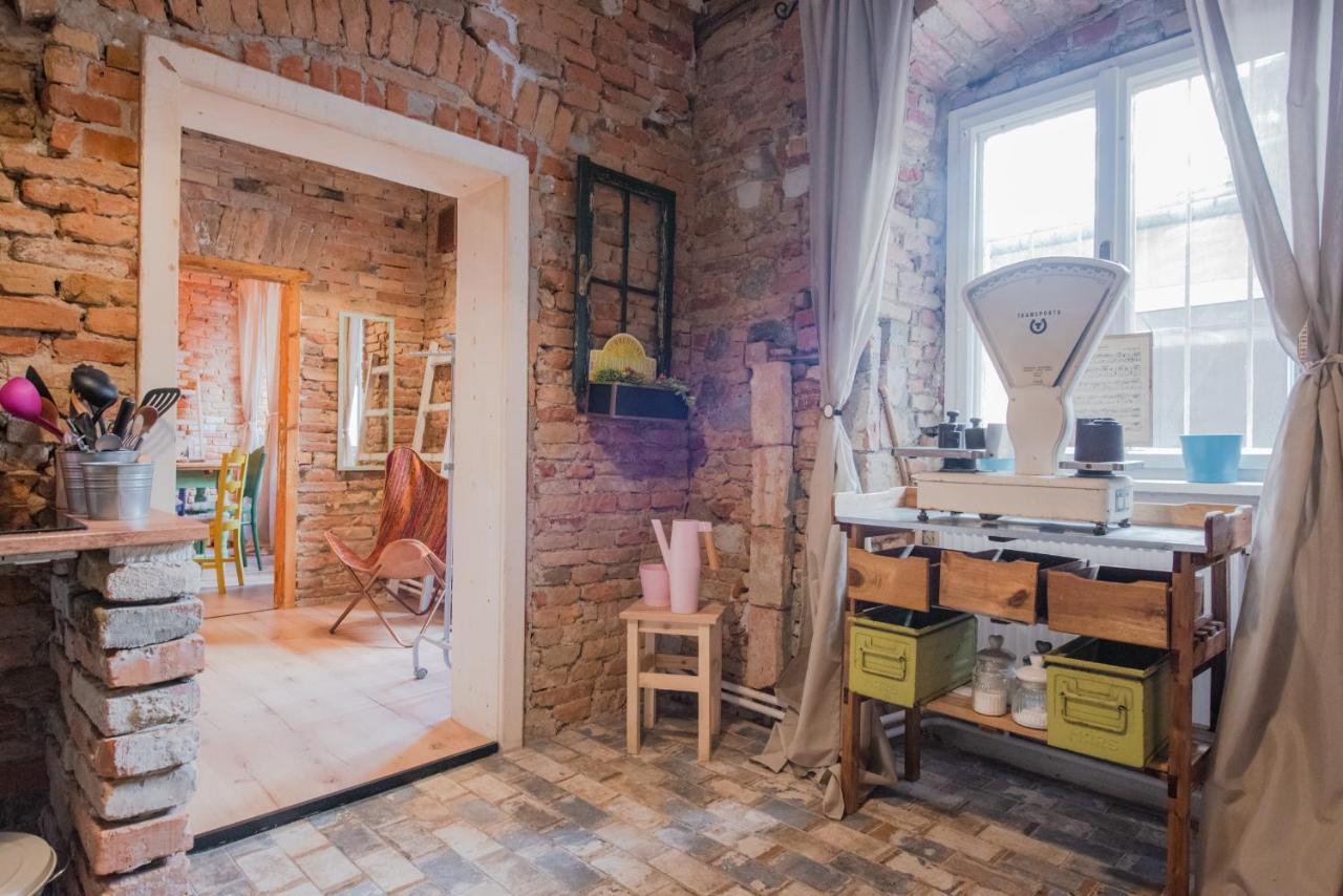 Accommodation At The Folklore Apartment Bratislava Ngoại thất bức ảnh